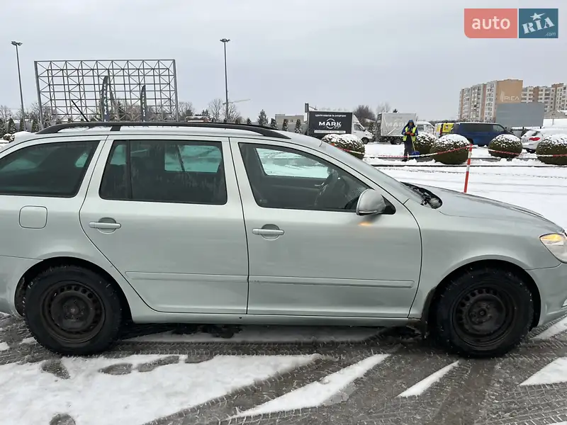 Skoda Octavia 2011 VIN TMBGE61Z0B2145093 фото оголошення 24 з 63