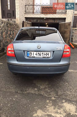 Лифтбек Skoda Octavia 2008 в Решетиловке