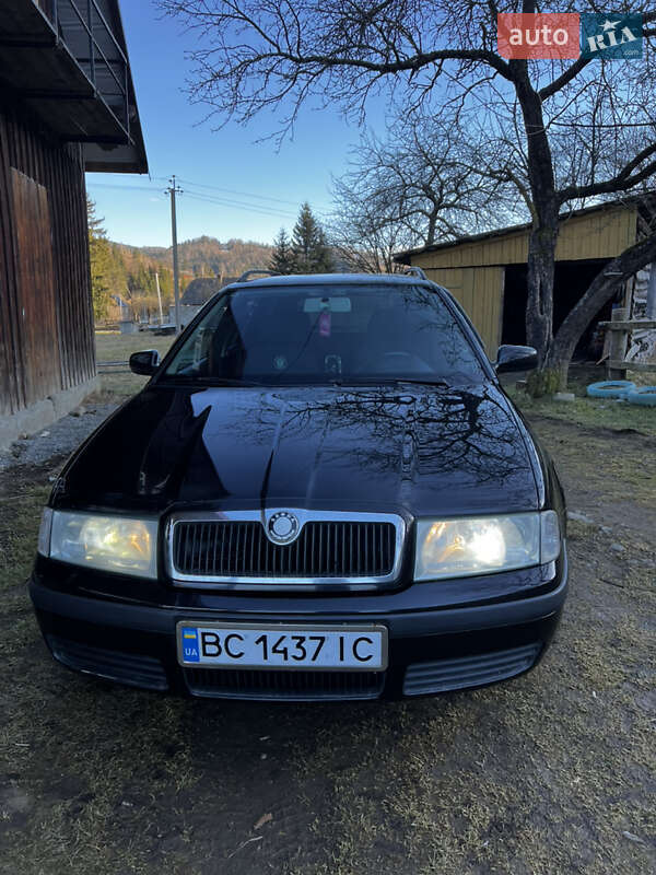 Универсал Skoda Octavia 2008 в Сколе