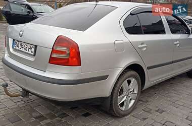 Лифтбек Skoda Octavia 2004 в Новоукраинке