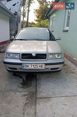 Лифтбек Skoda Octavia 2000 в Ровно