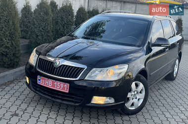 Універсал Skoda Octavia 2012 в Сарнах