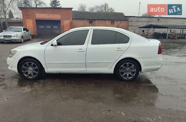 Ліфтбек Skoda Octavia 2011 в Ромнах