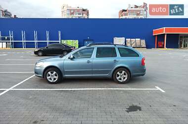 Универсал Skoda Octavia 2009 в Умани