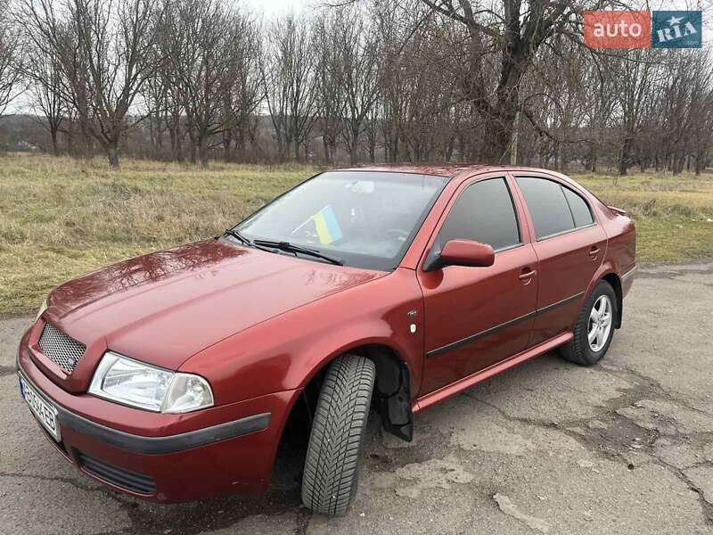 Лифтбек Skoda Octavia 2002 в Ямполе