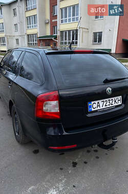 Універсал Skoda Octavia 2010 в 
