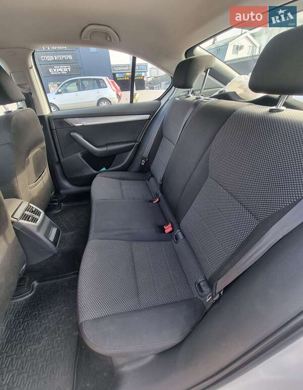 Ліфтбек Skoda Octavia 2013 в Києві