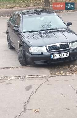 Лифтбек Skoda Octavia 2001 в Кропивницком