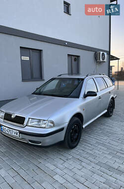 Універсал Skoda Octavia 1998 в Ужгороді