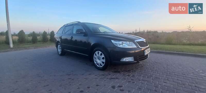 Универсал Skoda Octavia 2012 в Львове