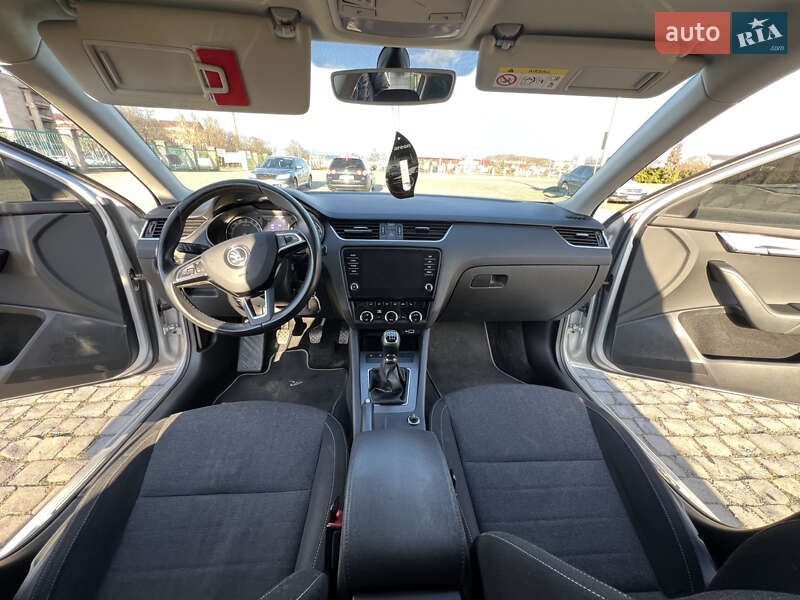 Универсал Skoda Octavia 2019 в Мукачево