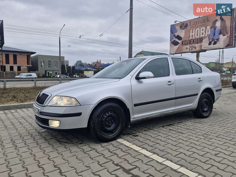 Лифтбек Skoda Octavia 2007 в Луцке