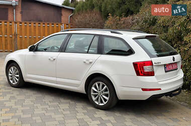 Универсал Skoda Octavia 2013 в Луцке