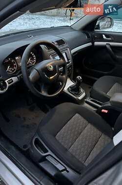 Лифтбек Skoda Octavia 2011 в 