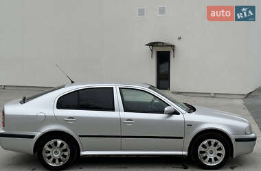 Ліфтбек Skoda Octavia 2004 в Луцьку