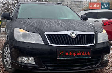 Універсал Skoda Octavia 2012 в Сумах