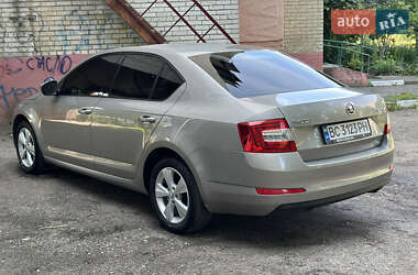 Лифтбек Skoda Octavia 2014 в Стрые