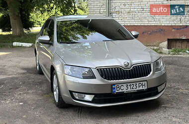 Лифтбек Skoda Octavia 2014 в Стрые