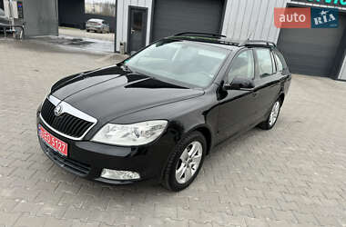 Універсал Skoda Octavia 2009 в Володимирі