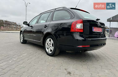 Універсал Skoda Octavia 2009 в Володимирі