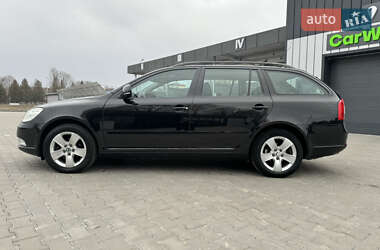 Універсал Skoda Octavia 2009 в Володимирі