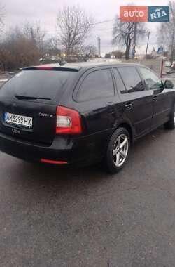 Універсал Skoda Octavia 2011 в Житомирі