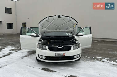 Універсал Skoda Octavia 2014 в Луцьку