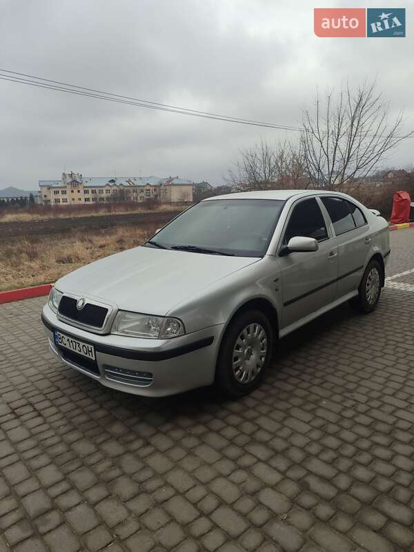 Лифтбек Skoda Octavia 2006 в 