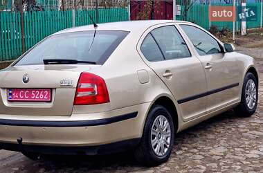 Лифтбек Skoda Octavia 2005 в Подольске