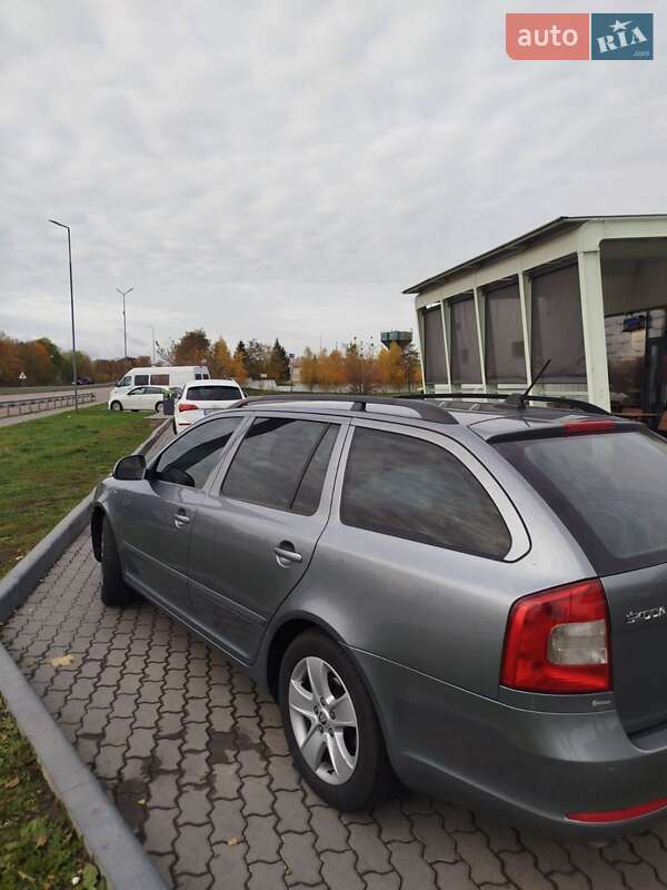 Универсал Skoda Octavia 2012 в Буче