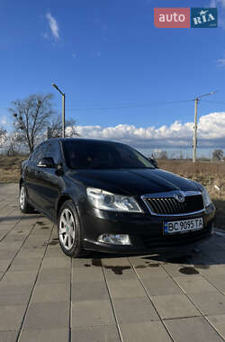 Лифтбек Skoda Octavia 2010 в Самборе