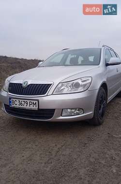 Універсал Skoda Octavia 2009 в Сокалі