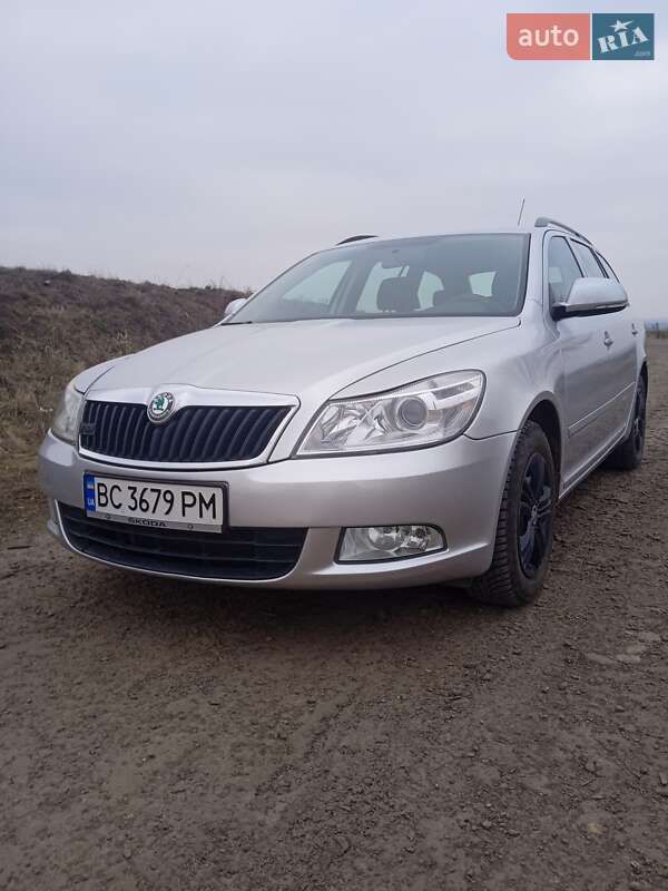 Універсал Skoda Octavia 2009 в Сокалі