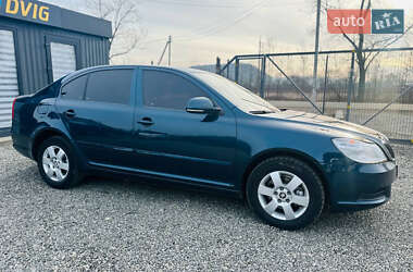 Лифтбек Skoda Octavia 2012 в 