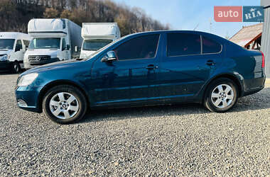 Лифтбек Skoda Octavia 2012 в 