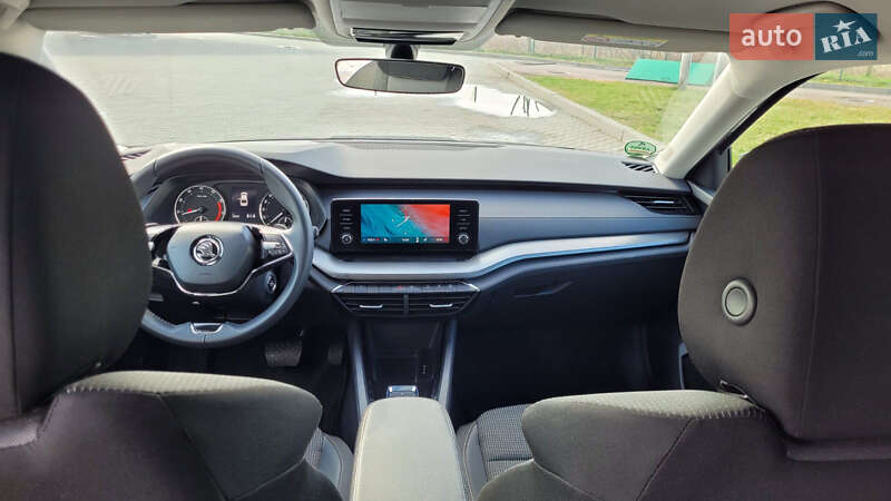 Лифтбек Skoda Octavia 2023 в Ивано-Франковске