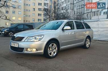 Универсал Skoda Octavia 2012 в 