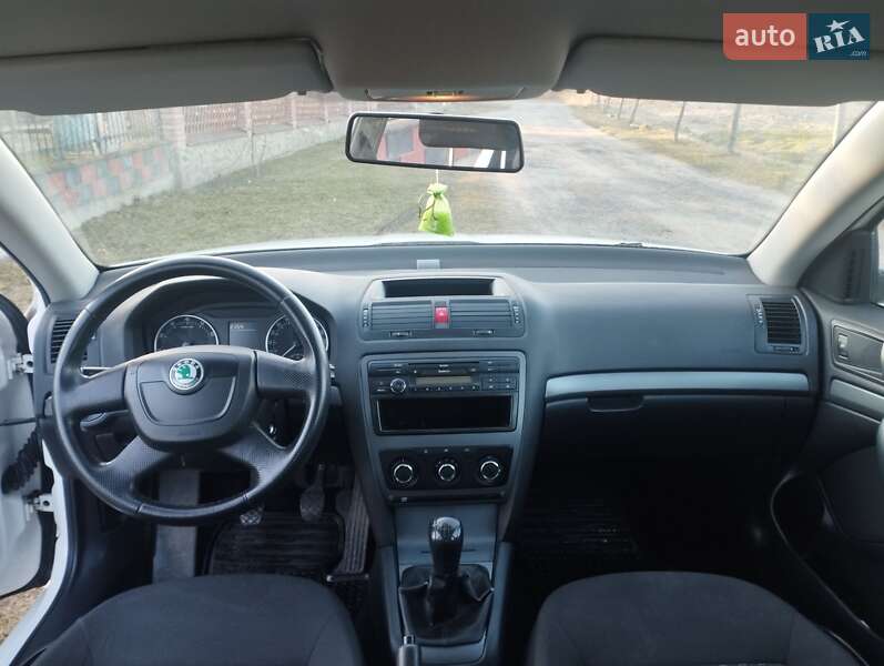 Лифтбек Skoda Octavia 2012 в Сарнах