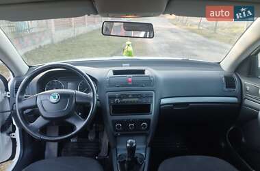 Лифтбек Skoda Octavia 2012 в 