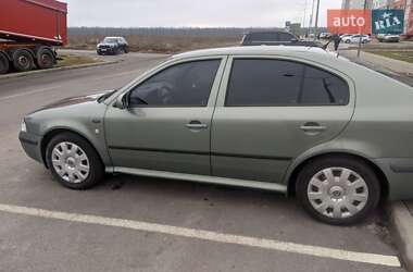 Ліфтбек Skoda Octavia 2002 в Вінниці