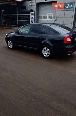Ліфтбек Skoda Octavia 2009 в 