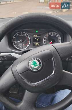 Ліфтбек Skoda Octavia 2009 в 