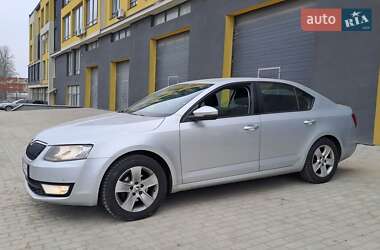 Лифтбек Skoda Octavia 2015 в Каменец-Подольском