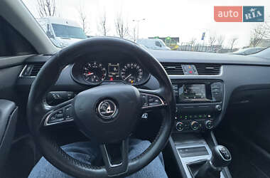 Лифтбек Skoda Octavia 2016 в 