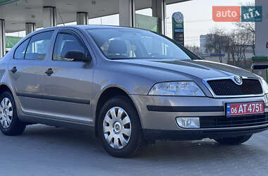 Лифтбек Skoda Octavia 2007 в Житомире