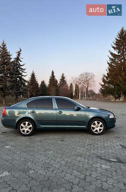 Лифтбек Skoda Octavia 2008 в Дубно