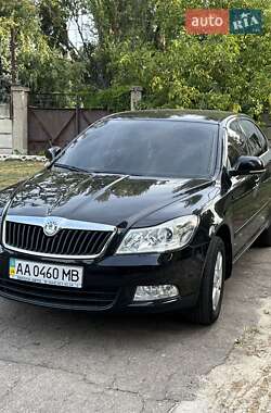 Лифтбек Skoda Octavia 2012 в Александровке