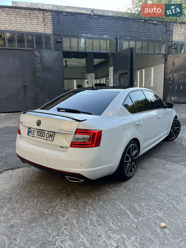 Лифтбек Skoda Octavia 2014 в Днепре