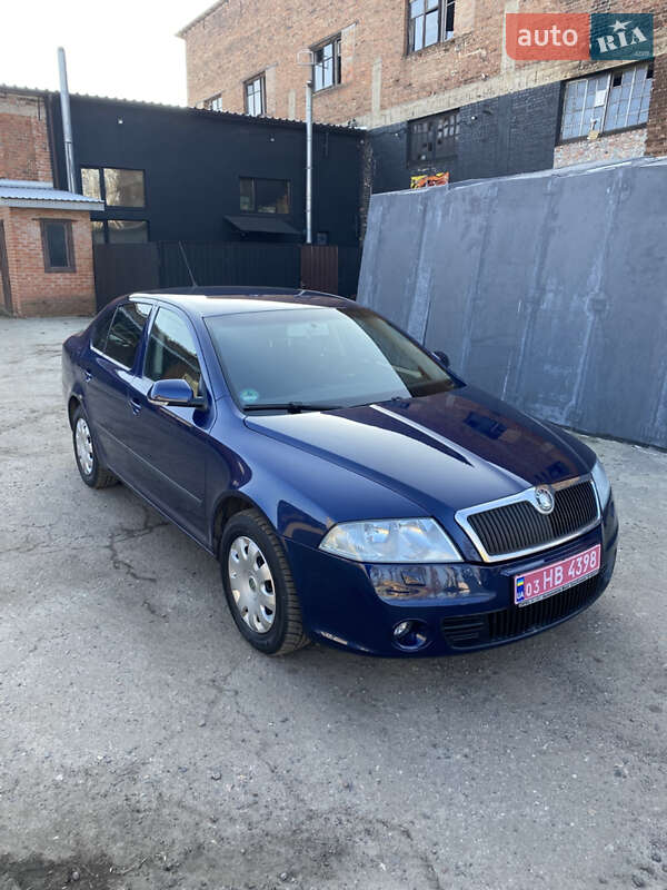 Лифтбек Skoda Octavia 2006 в Ахтырке