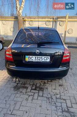 Лифтбек Skoda Octavia 2008 в Городнице